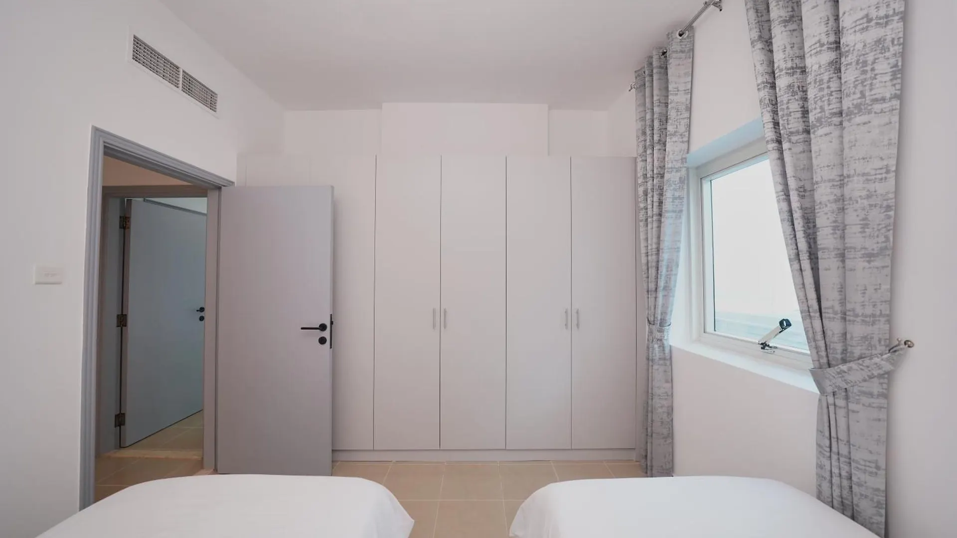 Spacious Modernized 2 Bedroom And Duplex 4 Br Apartments By Taskeen Holiday Homes Дубай