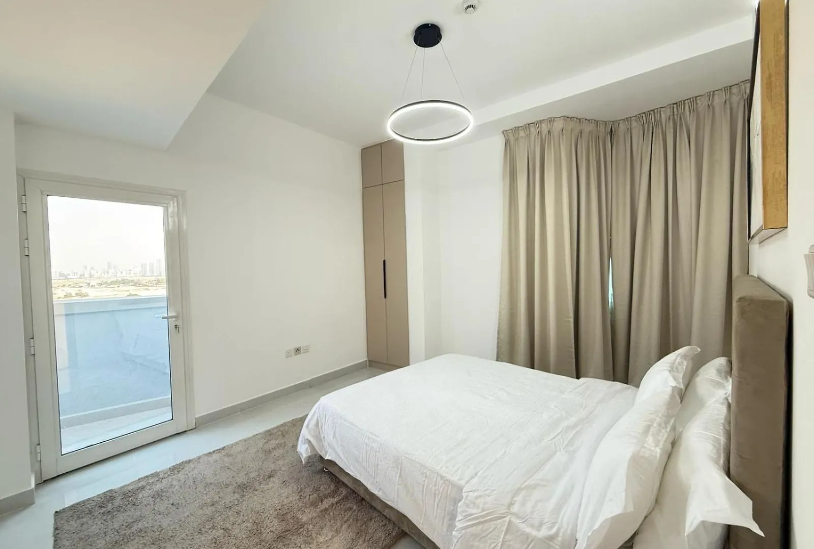 Spacious Modernized 2 Bedroom And Duplex 4 Br Apartments By Taskeen Holiday Homes Дубай