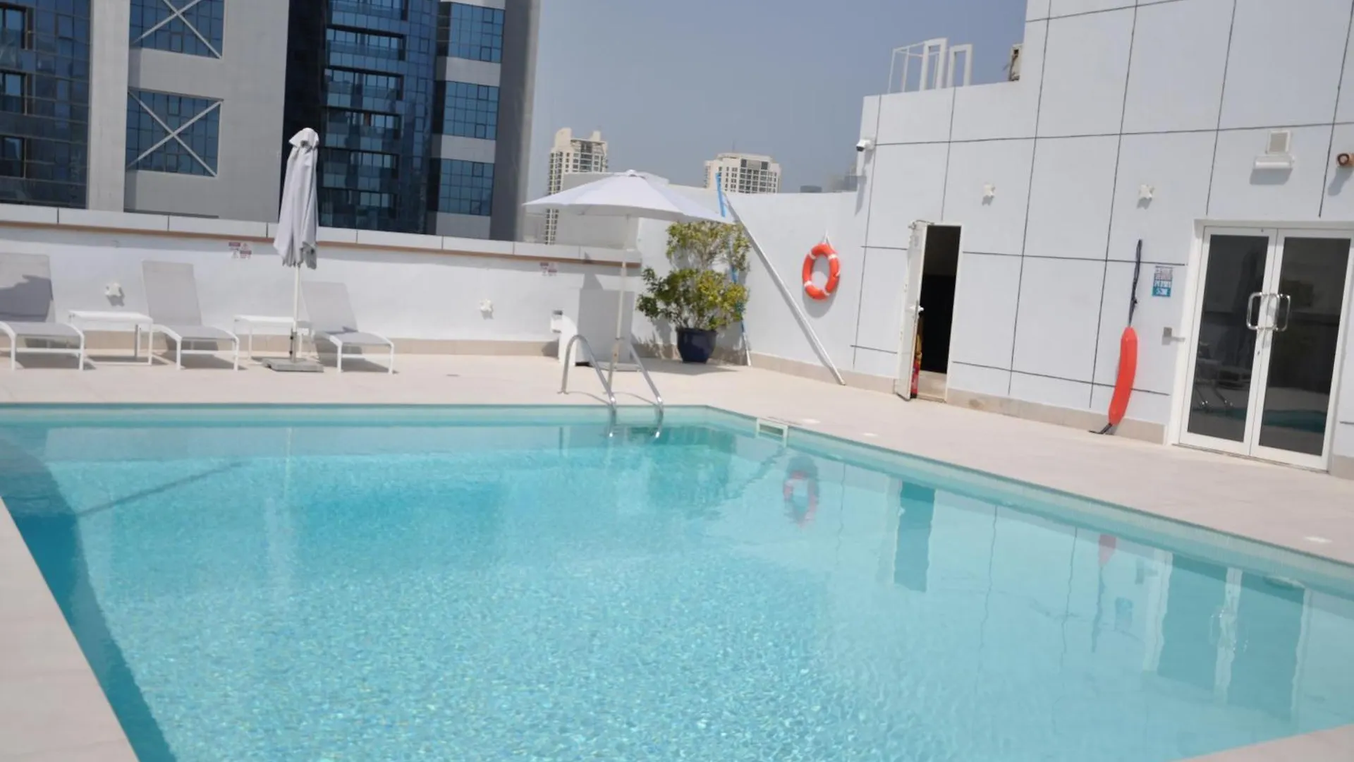 Spacious Modernized 2 Bedroom And Duplex 4 Br Apartments By Taskeen Holiday Homes Dubaj 0*,